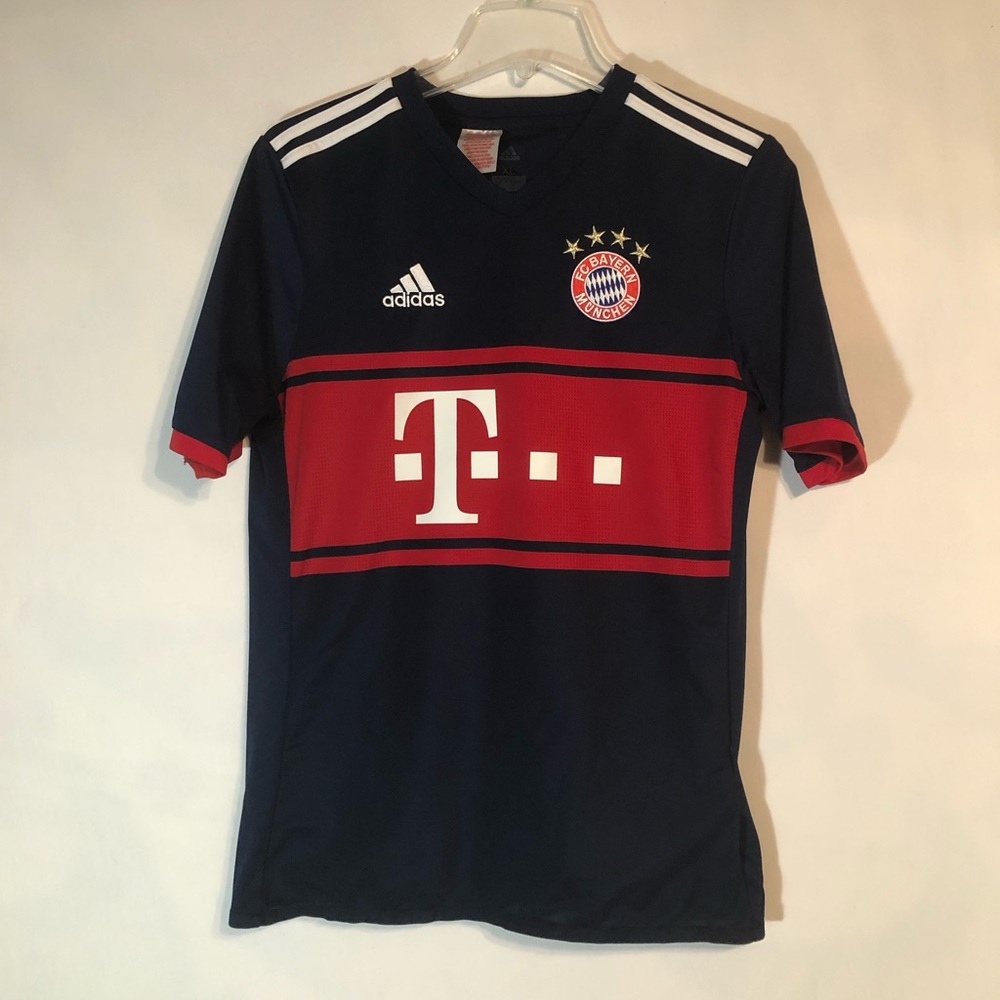 Adidas James Rodriguez 2017/2018 Season Bayern Munich Jersey Youth XL